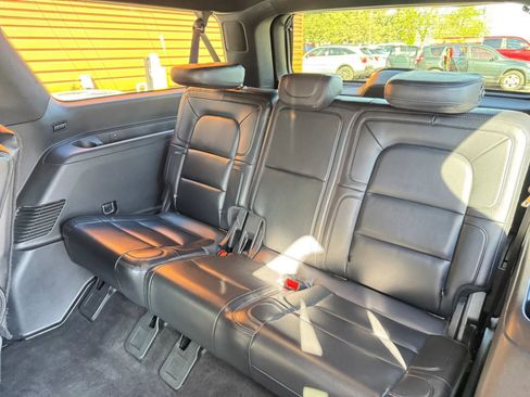 Used 2021 Lincoln Navigator L Reserve AWD/4WD image 22