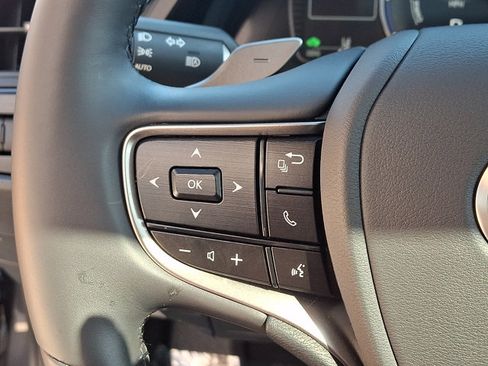 Certified 2025 Lexus ES 300h w/ Technology Package FWD image 22