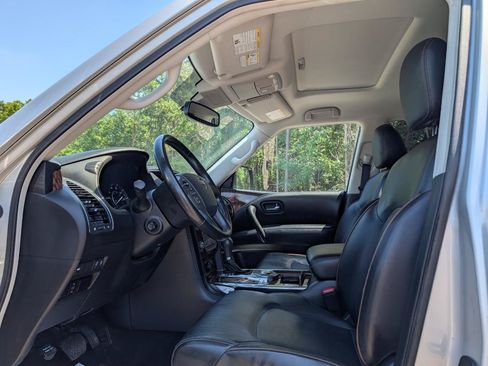 Used 2020 Nissan Armada SL w/ Premium Package RWD image 14