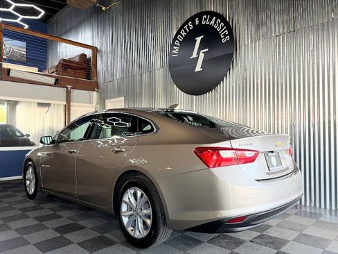 Used 2023 Chevrolet Malibu LT FWD image 3