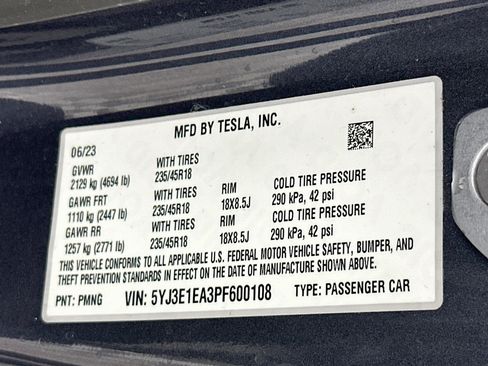 Used 2023 Tesla Model 3 Standard Range RWD image 12