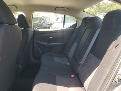 Certified 2023 Nissan Sentra SR w/ Midnight Edition Package image 12