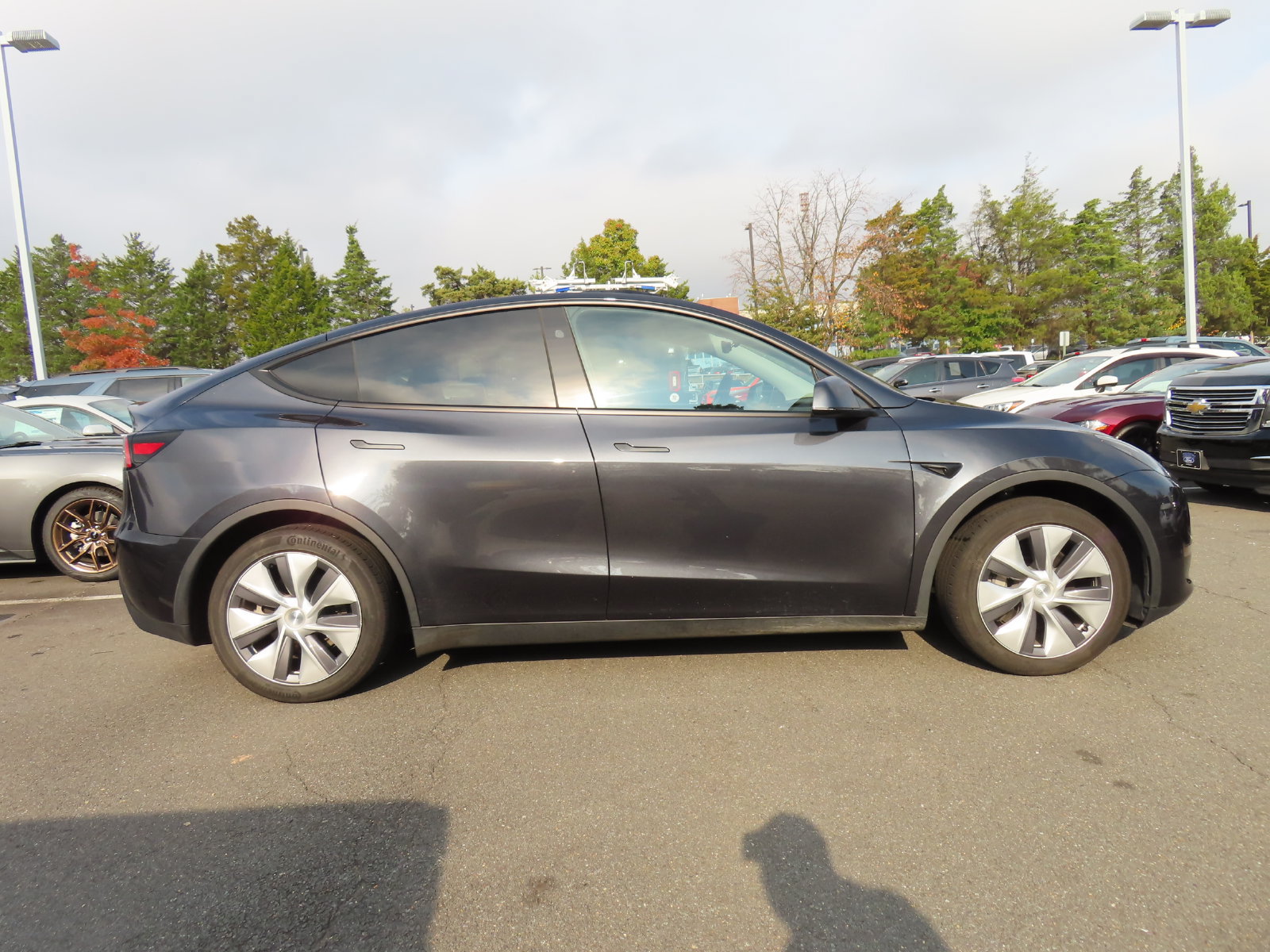 Used 2024 Tesla Model Y 2WD image 4