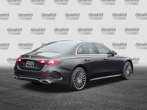 New 2026 Mercedes-Benz E 350 4MATIC Sedan image 10