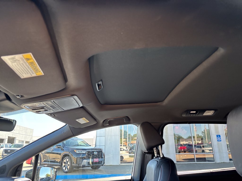 Used 2025 Honda Odyssey Sport-L image 20