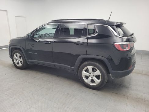 Used 2018 Jeep Compass Latitude w/ Popular Equipment Group image 3