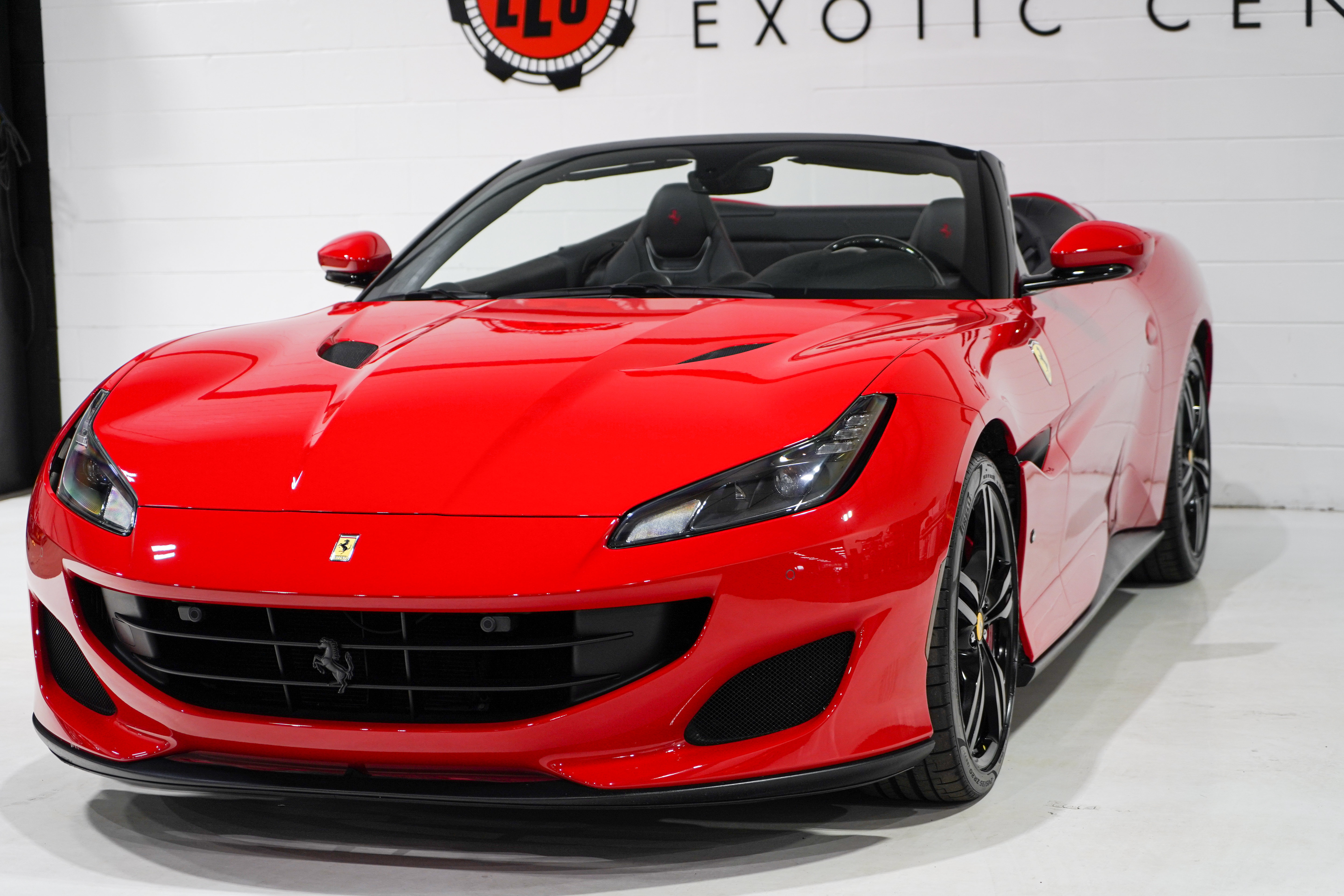 Used 2019 Ferrari Portofino RWD image 31