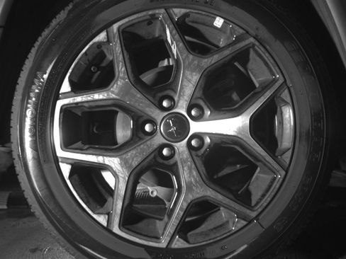 Used 2025 Jeep Compass Limited image 13