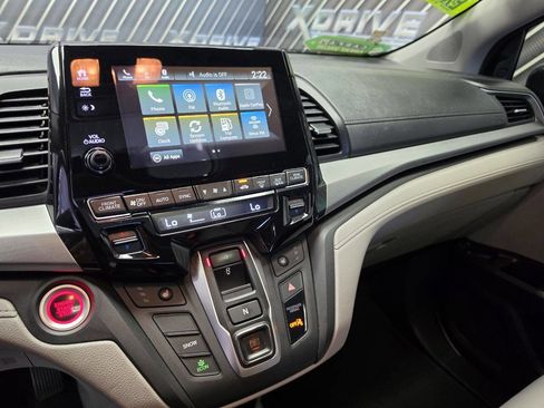 Used 2019 Honda Odyssey EX-L image 17