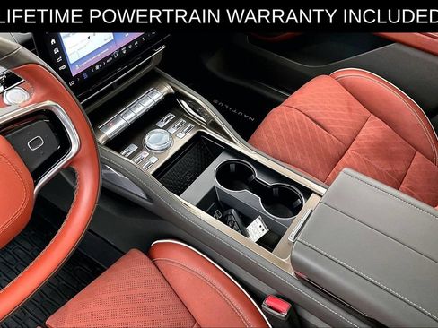 Used 2024 Lincoln Nautilus Black Label AWD/4WD image 17