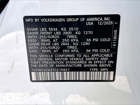 New 2026 Volkswagen Atlas Cross Sport SE FWD image 18