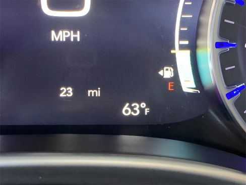 New 2026 Chrysler Pacifica Select w/ S Appearance Package image 32