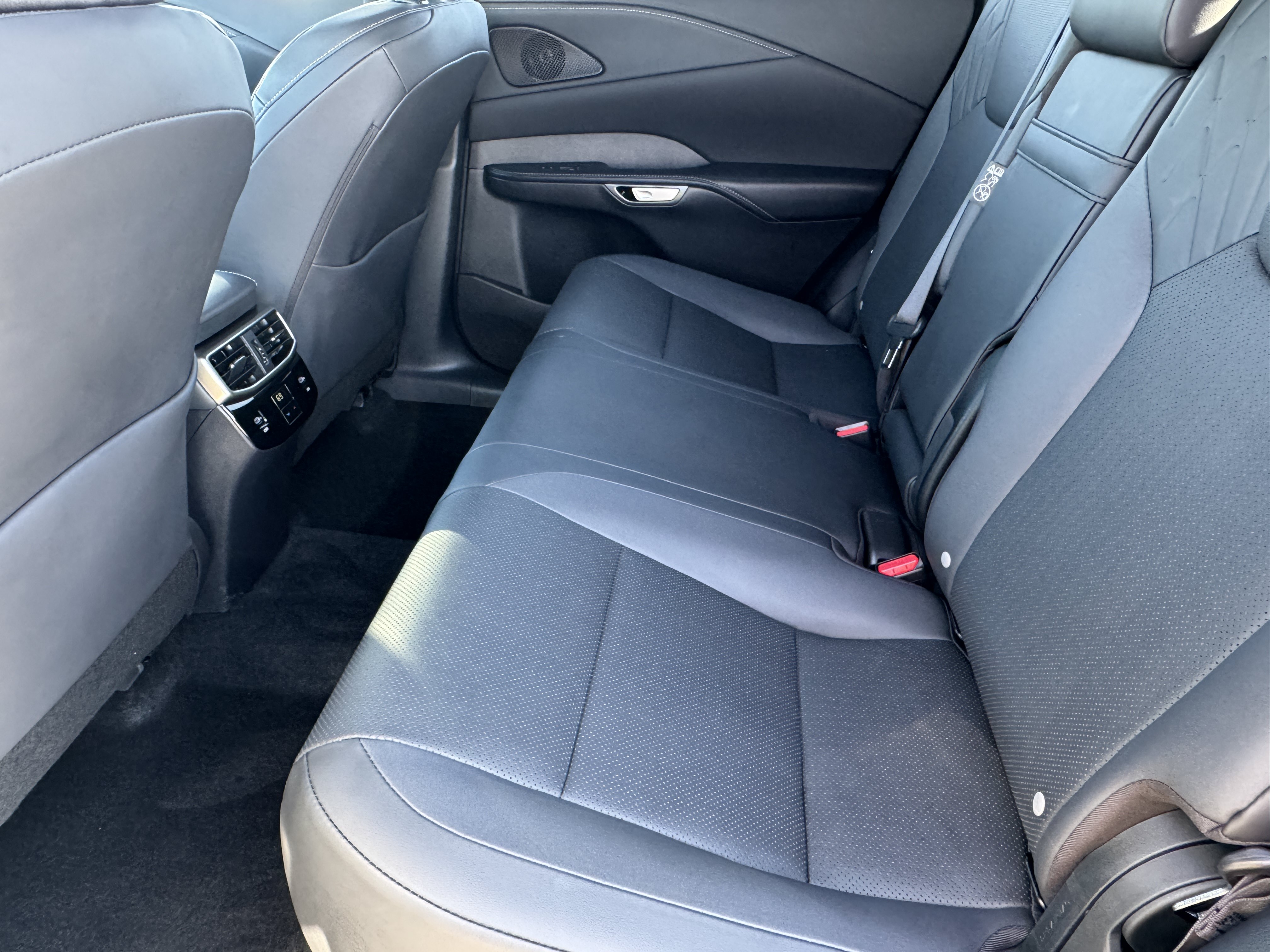 Certified 2026 Lexus RX 350 Premium w/ Accessory Package (2T) FWD image 33