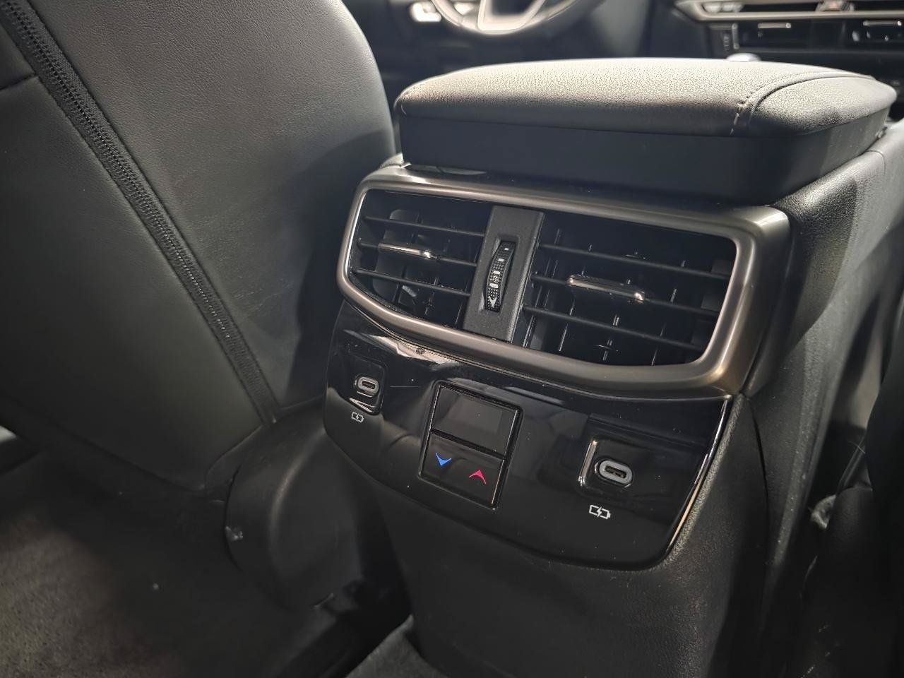Used 2024 Lexus RX 350 Premium Plus w/ Convenience Package FWD image 24