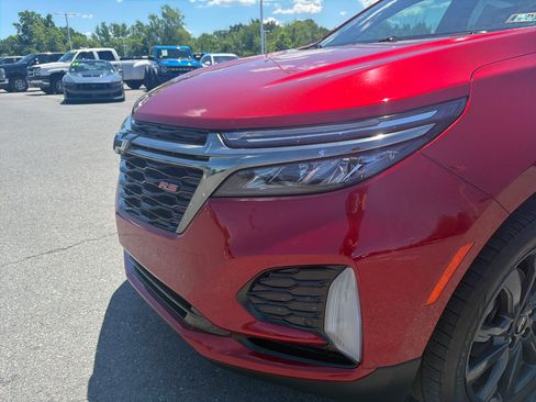 Used 2022 Chevrolet Equinox RS w/ Infotainment Package AWD/4WD image 13