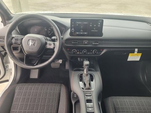 New 2026 Honda HR-V Sport image 9