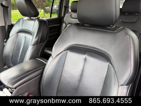 Used 2021 Jeep Grand Cherokee L Limited AWD/4WD image 13