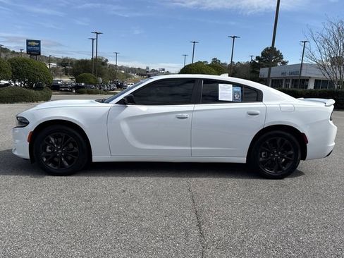 Used 2023 Dodge Charger SXT w/ Blacktop Package image 6