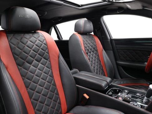 Used 2017 Bentley Flying Spur S W12 AWD/4WD image 92