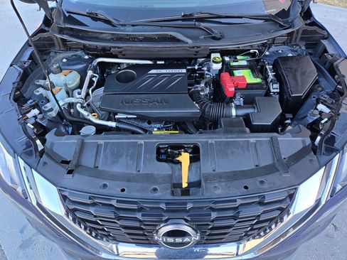 Used 2023 Nissan Rogue SV w/ SV Premium B Package image 34