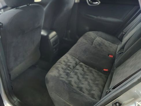 Used 2013 Nissan Sentra SV image 12