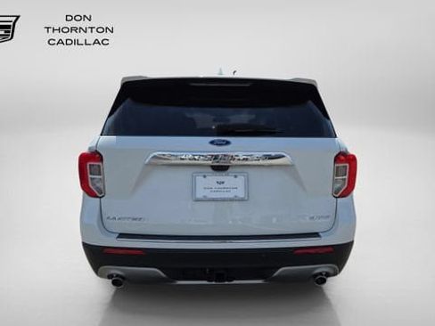 Used 2023 Ford Explorer Limited w/ Equipment Group 301A AWD/4WD image 4