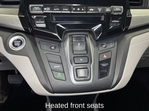 Used 2018 Honda Odyssey EX-L image 19