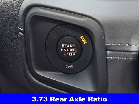 New 2025 Jeep Gladiator Sport image 22