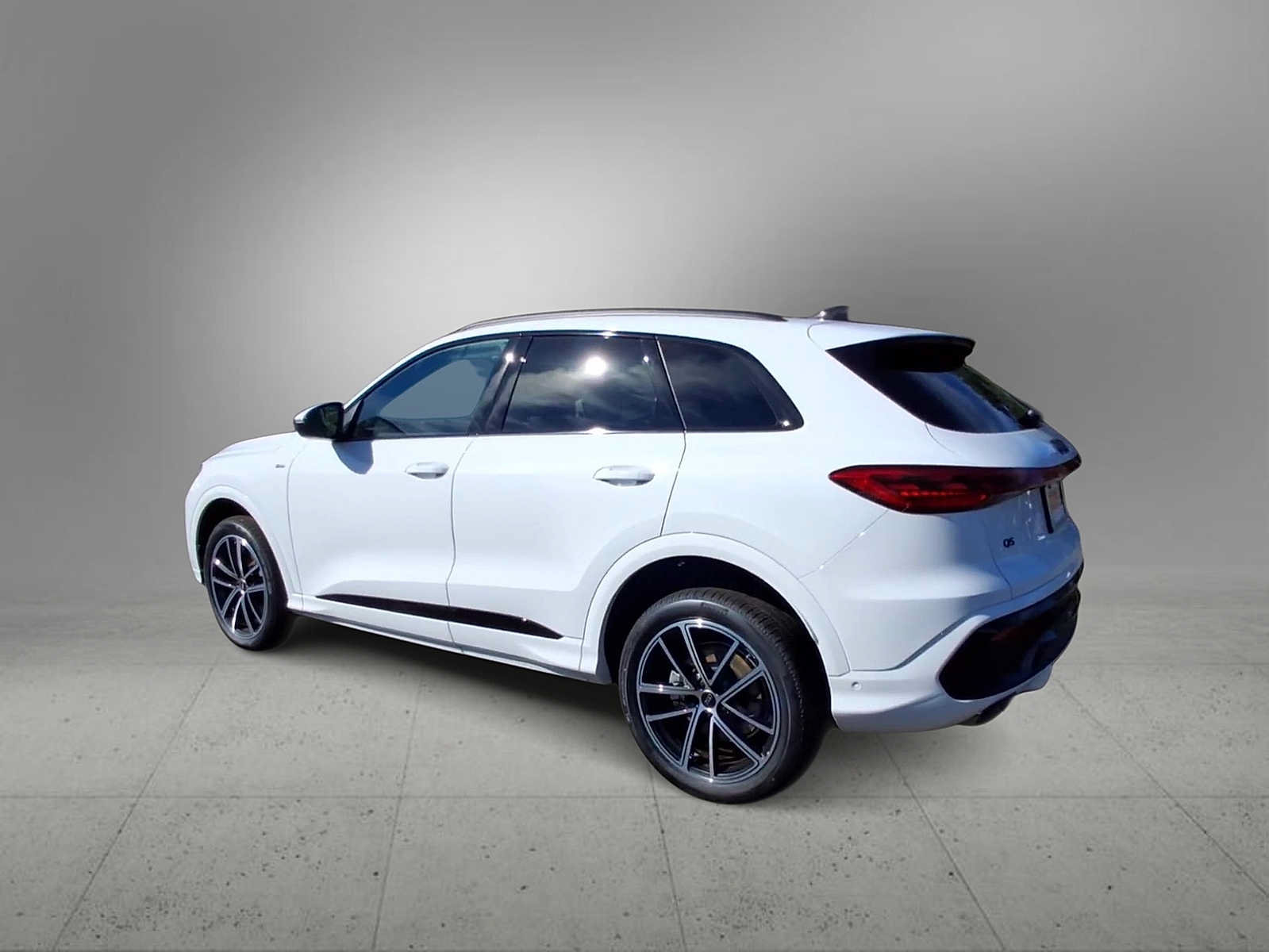 New 2026 Audi Q5 Premium AWD/4WD image 6