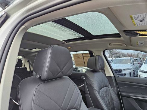 Used 2024 BMW X7 xDrive40i w/ Executive Package image 13