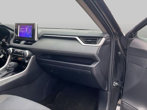 Used 2025 Toyota RAV4 LE FWD image 17