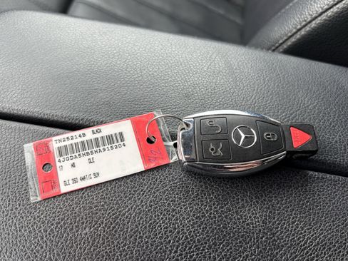 Used 2017 Mercedes-Benz GLE 350 4MATIC image 37