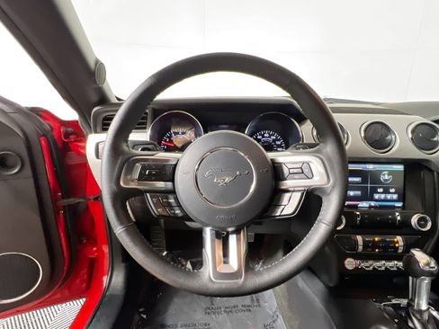 Used 2015 Ford Mustang Premium RWD image 18