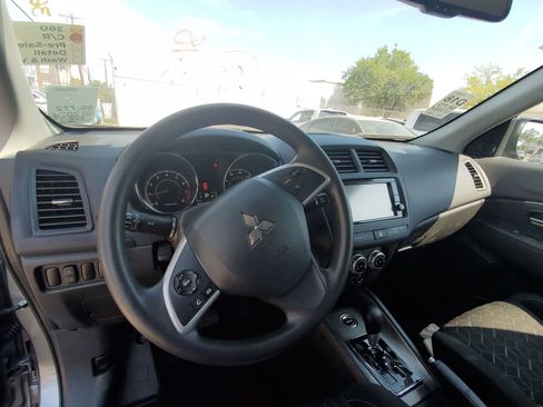 Used 2024 Mitsubishi Outlander Sport ES AWD/4WD image 13
