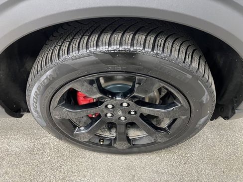 Used 2020 Ford Explorer ST w/ ST Street Pack image 21