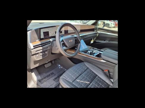 Used 2026 Cadillac Escalade Platinum Sport w/ LPO, ONYX Package AWD/4WD image 12