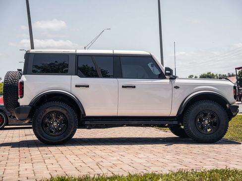 Used 2024 Ford Bronco Wildtrak AWD/4WD image 6