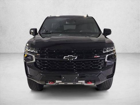 Used 2023 Chevrolet Tahoe Z71 w/ Luxury Package AWD/4WD image 2