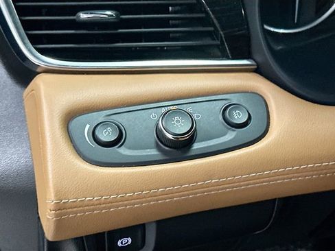 Used 2017 Buick LaCrosse Essence w/ Dynamic Driver Package image 10