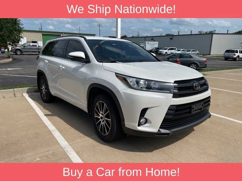 Used 2018 Toyota Highlander SE AWD/4WD image 1