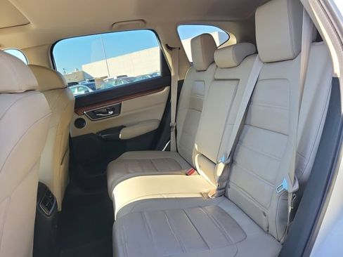 Used 2018 Honda CR-V Touring image 10