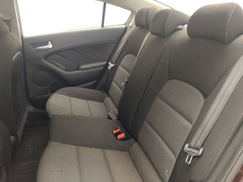 Used 2017 Kia Forte LX FWD image 18
