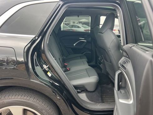 Certified 2025 Audi Q5 Premium Plus w/ Premium Plus image 33