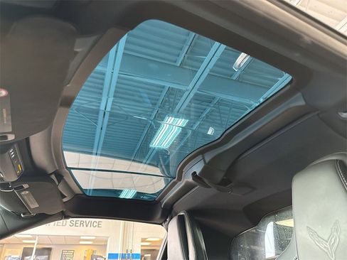 Used 2023 Chevrolet Corvette Stingray Coupe w/ Z51 Performance Package image 13