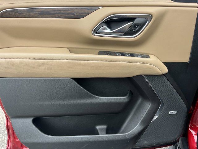 Used 2023 Chevrolet Tahoe Premier w/ Premium Package RWD image 32