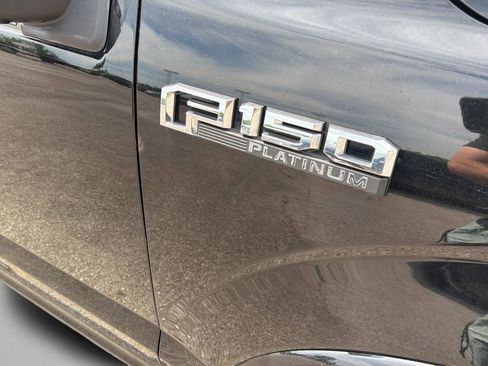 Used 2018 Ford F150 Platinum w/ Equipment Group 701A Luxury AWD/4WD image 29