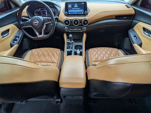 Used 2025 Nissan Sentra SV w/ SV Premium Package image 18