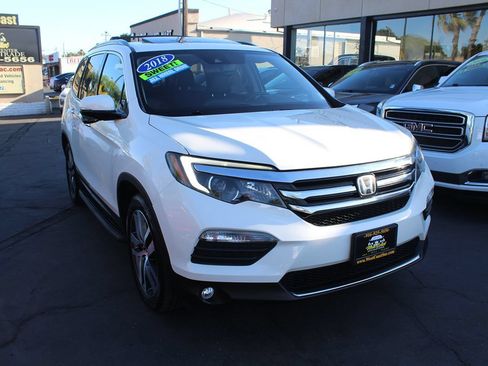 Used 2018 Honda Pilot Touring image 8