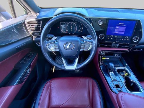 Used 2023 Lexus NX 250 FWD image 6
