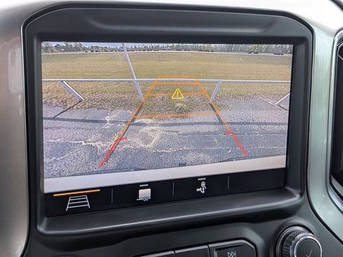 Used 2019 Chevrolet Silverado 1500 LT Trail Boss AWD/4WD image 21